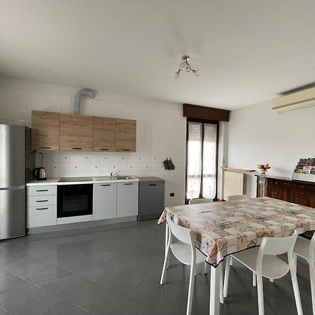 Casa Luigi - Appartamenti A Peschiera Del Garda Buitenkant foto