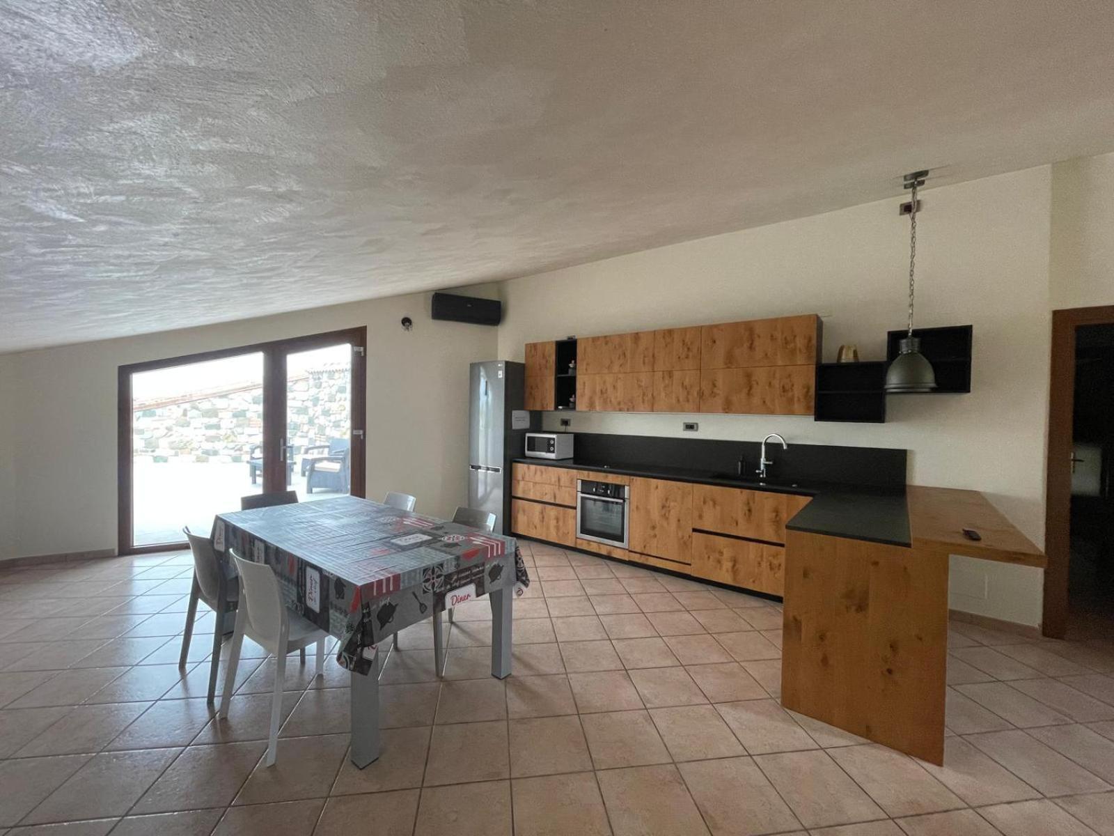 Casa Luigi - Appartamenti A Peschiera Del Garda Buitenkant foto